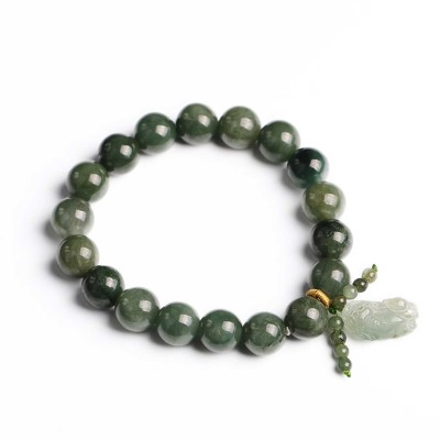 Emerald attracts abundance, while Pixiu protects and brings good fortune