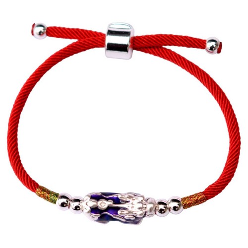 Pixiu brings wealth and protection, while silver enhances clarity and focus
