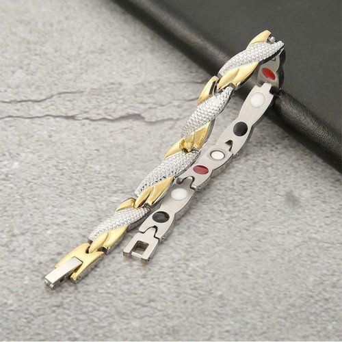 The dragon scale design symbolizes strength and protection, while magnetic therapy promotes vitality