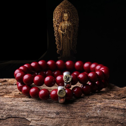 Protects and brings good fortune according to the eight guardian deities and your zodiac sign Protects and brings good fortune according to the eight guardian deities and your zodiac sign