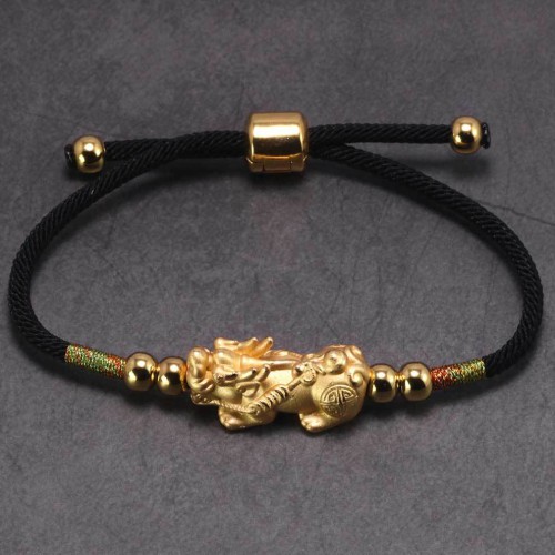 The red string and Pixiu attract wealth, good fortune, and financial prosperity The red string and Pixiu attract wealth, good fortune, and financial prosperity