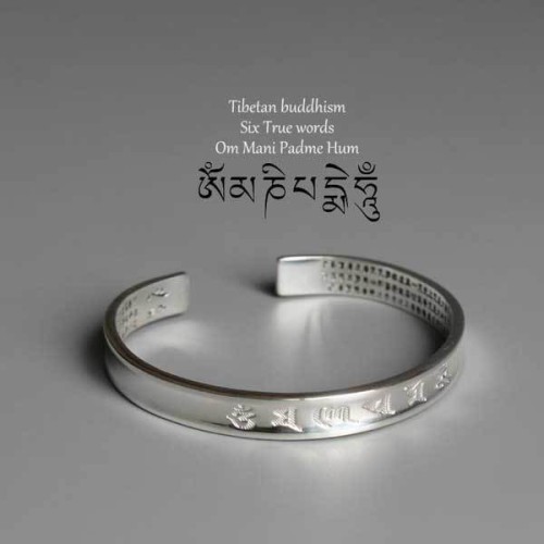 The Heart Sutra promotes spiritual healing, wisdom, and inner peace The Heart Sutra promotes spiritual healing, wisdom, and inner peace