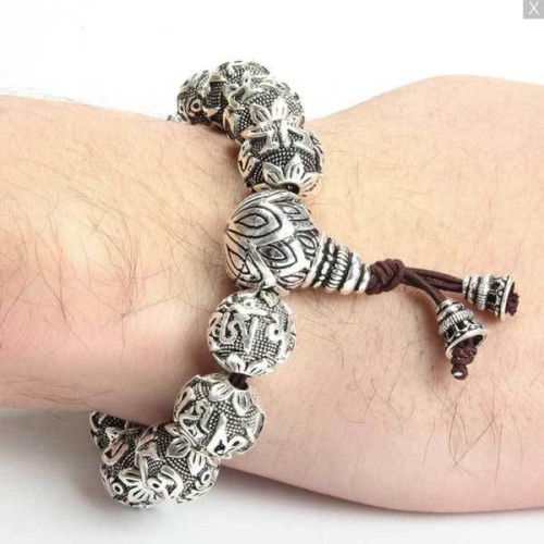 The Wu Lou symbol promotes health, longevity, and protection against illness