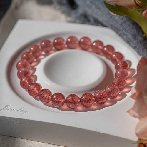 The Natural Strawberry Quartz Bracelet [Peach Blossom Stone]