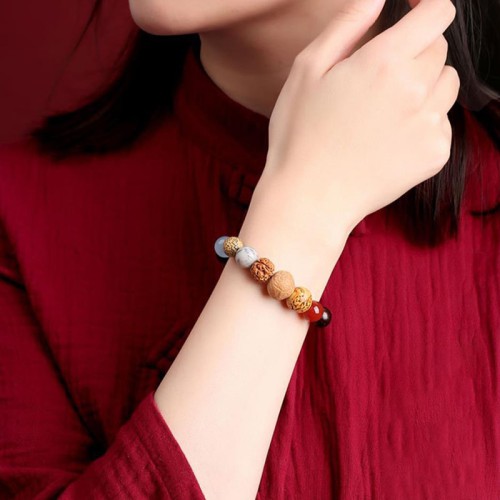 Eighteen Seed Bodhi Bead Amulet Bracelet Eighteen Seed Bodhi Bead Amulet Bracelet